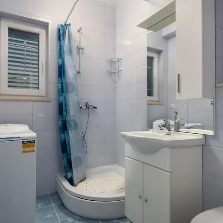 Apartmani Vito I Cvita Makarska Exterior photo